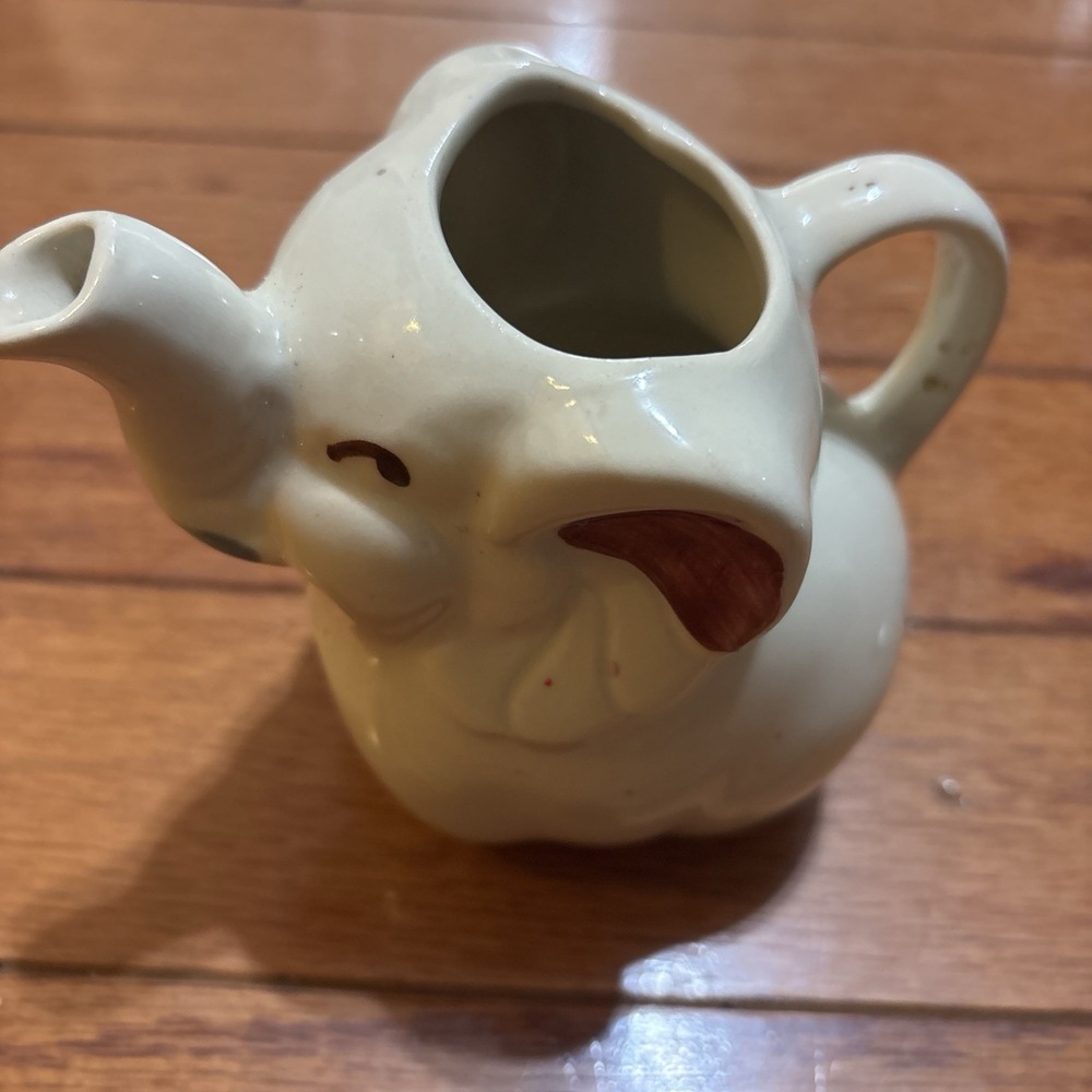 Vtg White Elephant Creamer / Pitcher USA Pottery Hand Painted 4.75" T 3.5" W